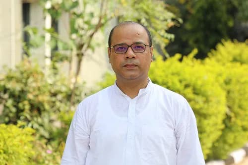 Dr. Dhirendra Sinha, Assistant Professor at IIIT Vadodara
