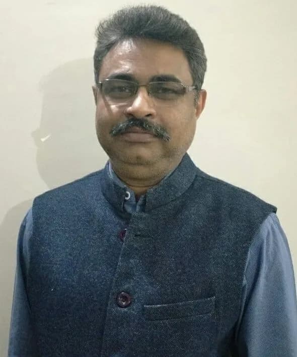 Prof. (Dr) Lalit Kumar Tyagi, Professor at Swami Rama Himalayan University