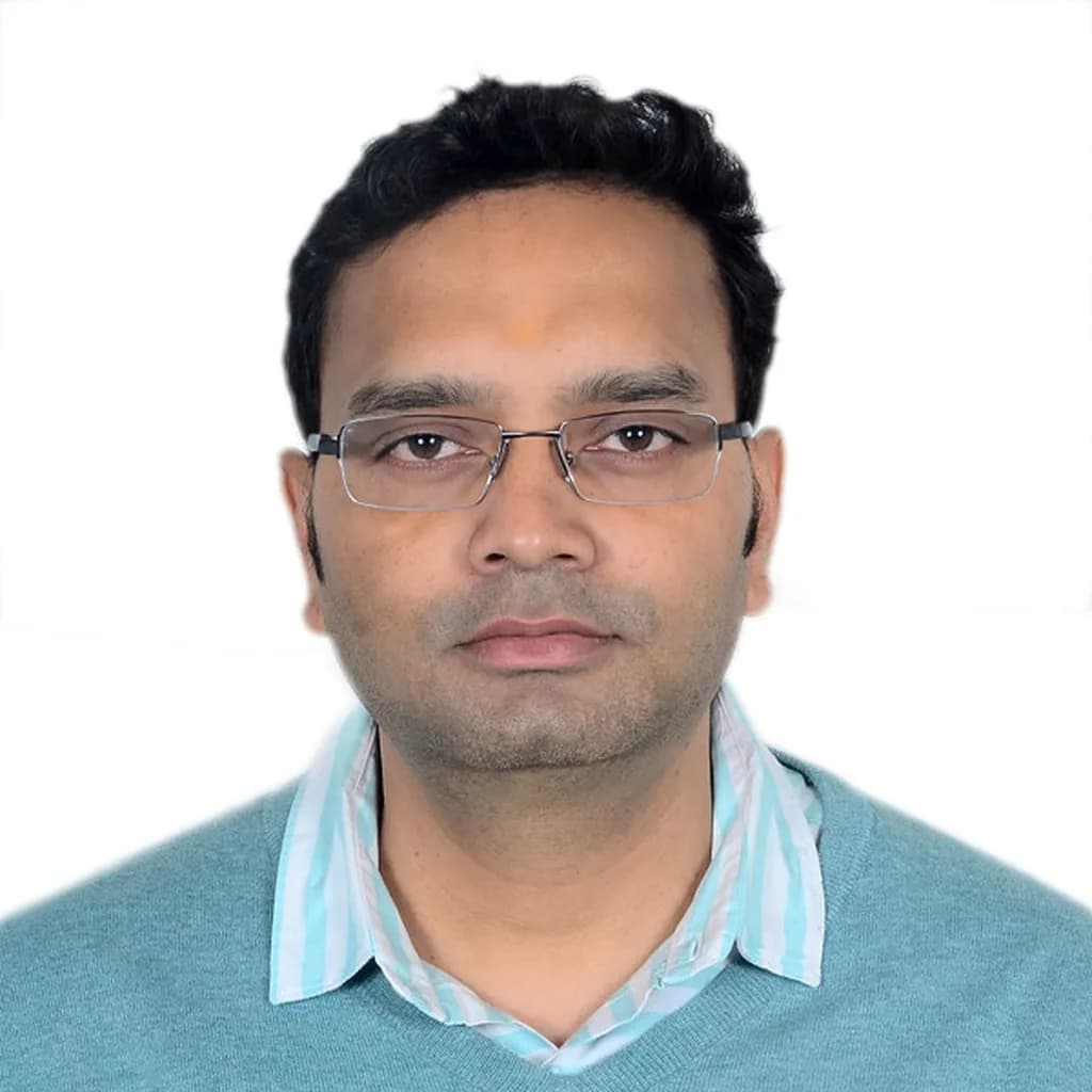 Dr. Sanjay Saxena, Assistant Professor at IIIT Vadodara